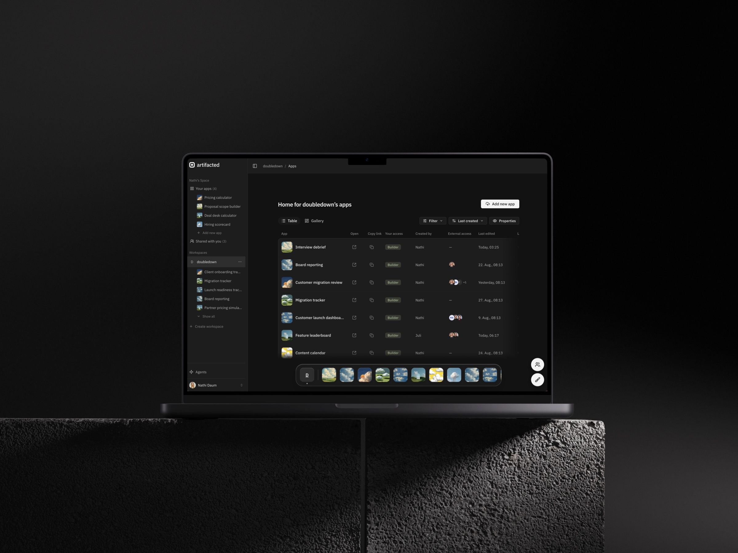 artifacted workspace in dark mode